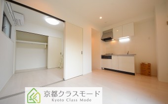 「ロフト付き」のお洒落なデザイナーズ風のお部屋です♪