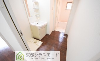 脱衣洗面室