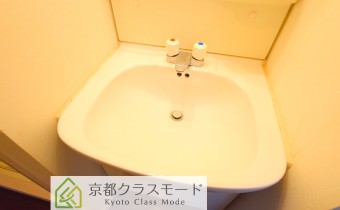 独立洗面台