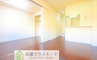 シックで高級感のある室内空間が魅力です♪