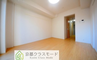 Room8