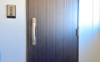 玄関ドア