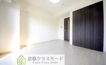 Room 7.4