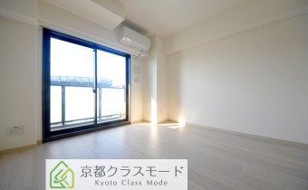 Room 7.4