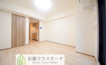 Room7.3