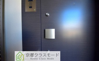 ダブルロック　※室内写真は同マンション内の別タイプのお部屋のものです。参考にご覧ください。