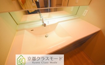シャンプードレッサー　※室内写真は同マンション内の別タイプのお部屋のものです。参考にご覧ください。