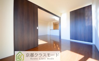 ※室内写真は同マンション内の別タイプのお部屋のものです。参考にご覧ください。