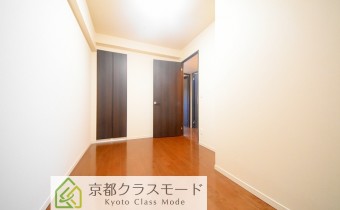 ※室内写真は同マンション内の別タイプのお部屋のものです。参考にご覧ください。