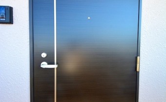 玄関ドア