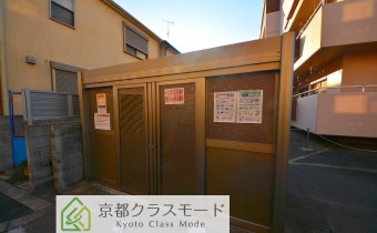 敷地内ゴミ置場