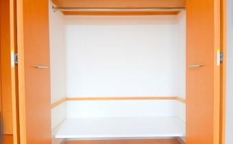 洋室6帖のクローゼット