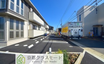 敷地内ガレージ