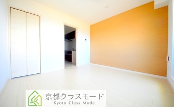 アクセントクロスがお洒落♪ハイスペックな設備も魅力のお部屋です！