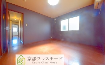 Room 8