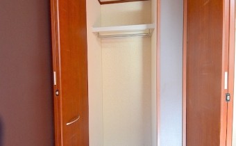 Room 8のクローゼット②