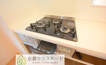 3口ガスコンロ（グリル付き）