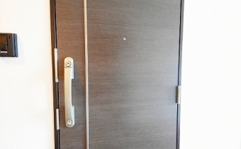 玄関ドア