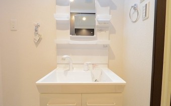 ※室内写真は同シリーズの参考写真です。