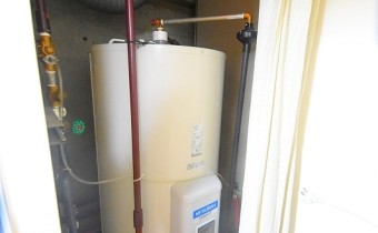 電気温水器