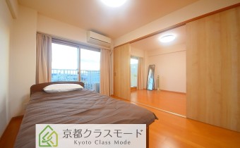 Room6
