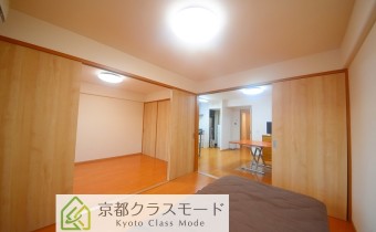 Room6