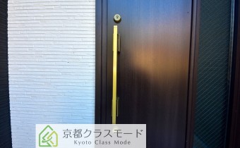 ダブルロックドア