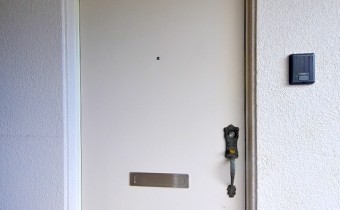 玄関ドア