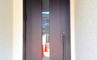 玄関ドア