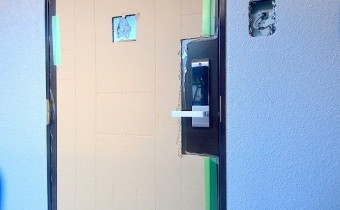 玄関ドア