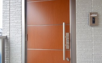 玄関ドア