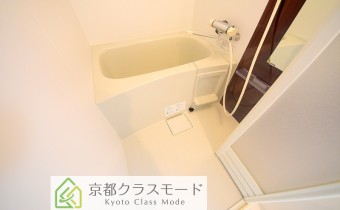 バスルーム　　※同タイプ施工例