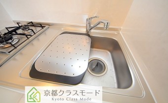 調理スペース＆シンク　※同タイプ施工例