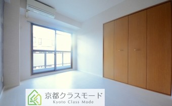 Room6
