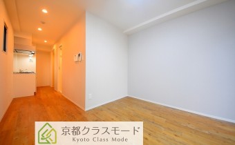 Room8