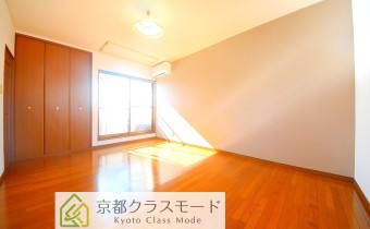 Room 9