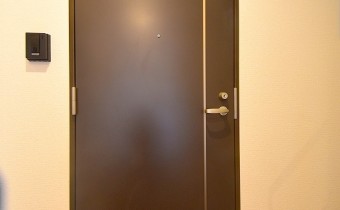 玄関ドア
