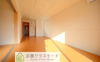 Room10.8