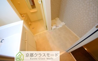 ※室内写真は102号室のものです。