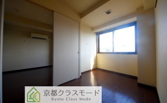 Room 4.4