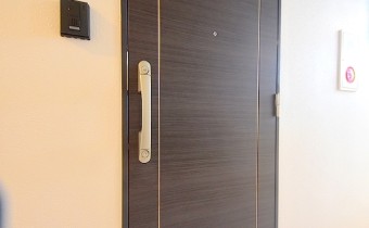 玄関ドア