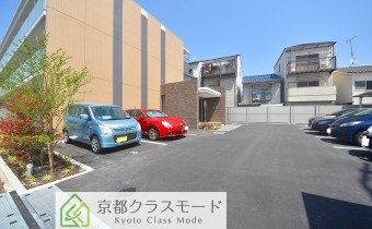 敷地内ガレージ