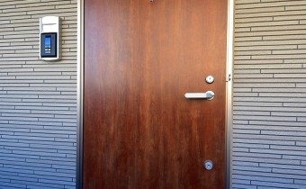 玄関ドア