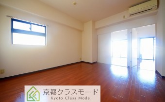 「上層階・南向き」の快適なお部屋です♪
