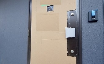 玄関ドア