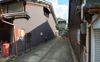 奥に入ったところにあります♪