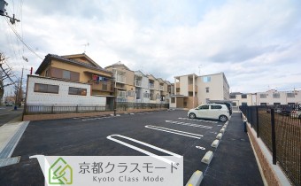 敷地内ガレージ
