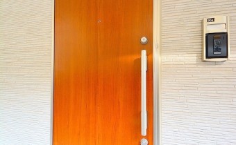 玄関ドア