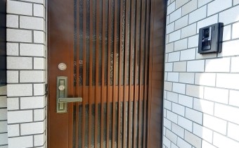 玄関ドア