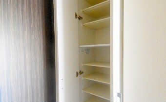 シューズボックス